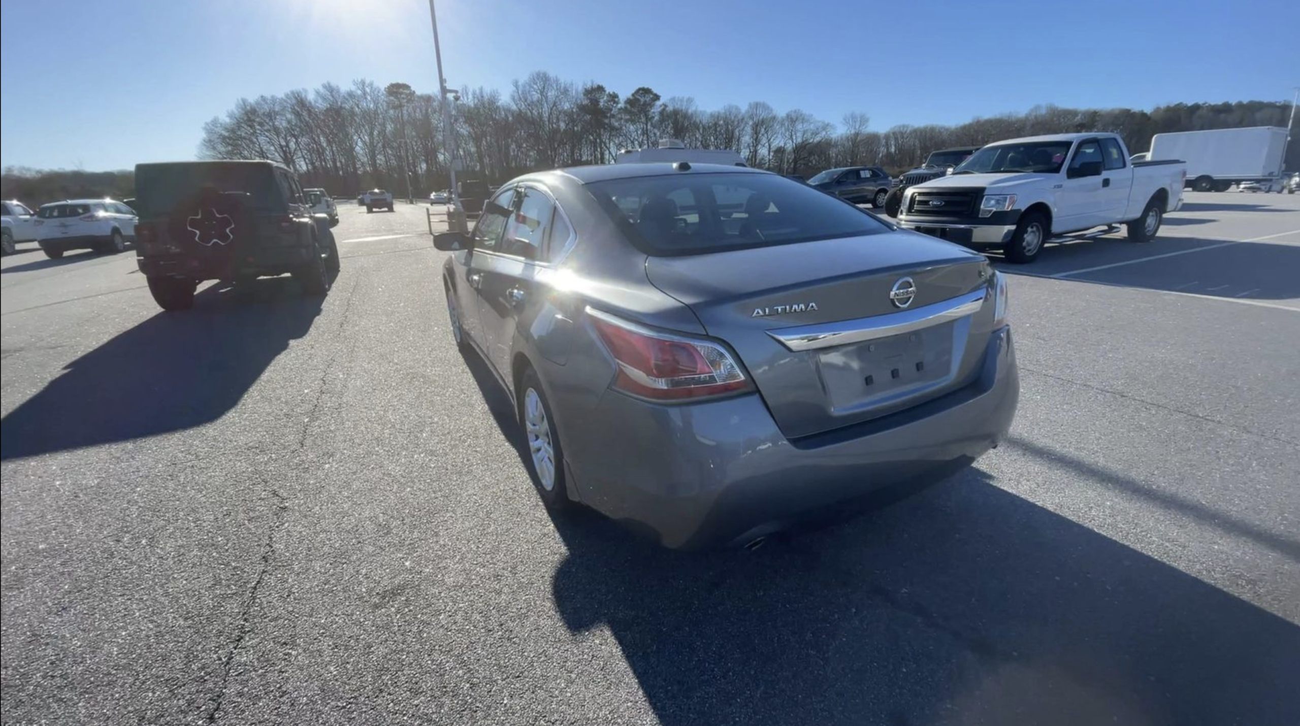 
								2015 Nissan Altima 2.5 S FWD full									