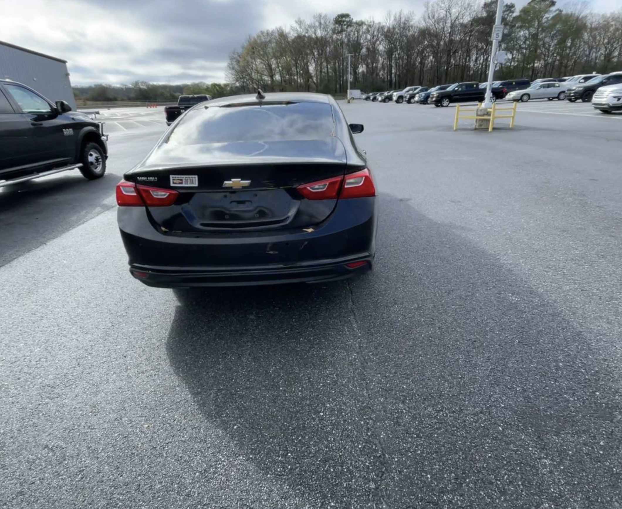 
								2021 Chevrolet Malibu LS FWD full									